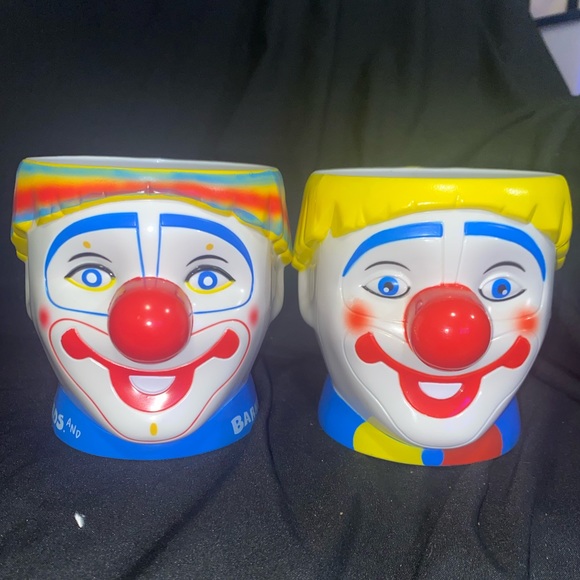 🤡Clown mugs,Barnum and Bailey,plastic,have only been used as decoration, 🤡 - Picture 3 of 14
